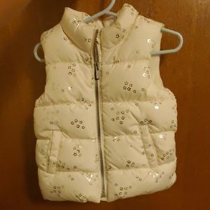 Old navy cream colored puff vest
